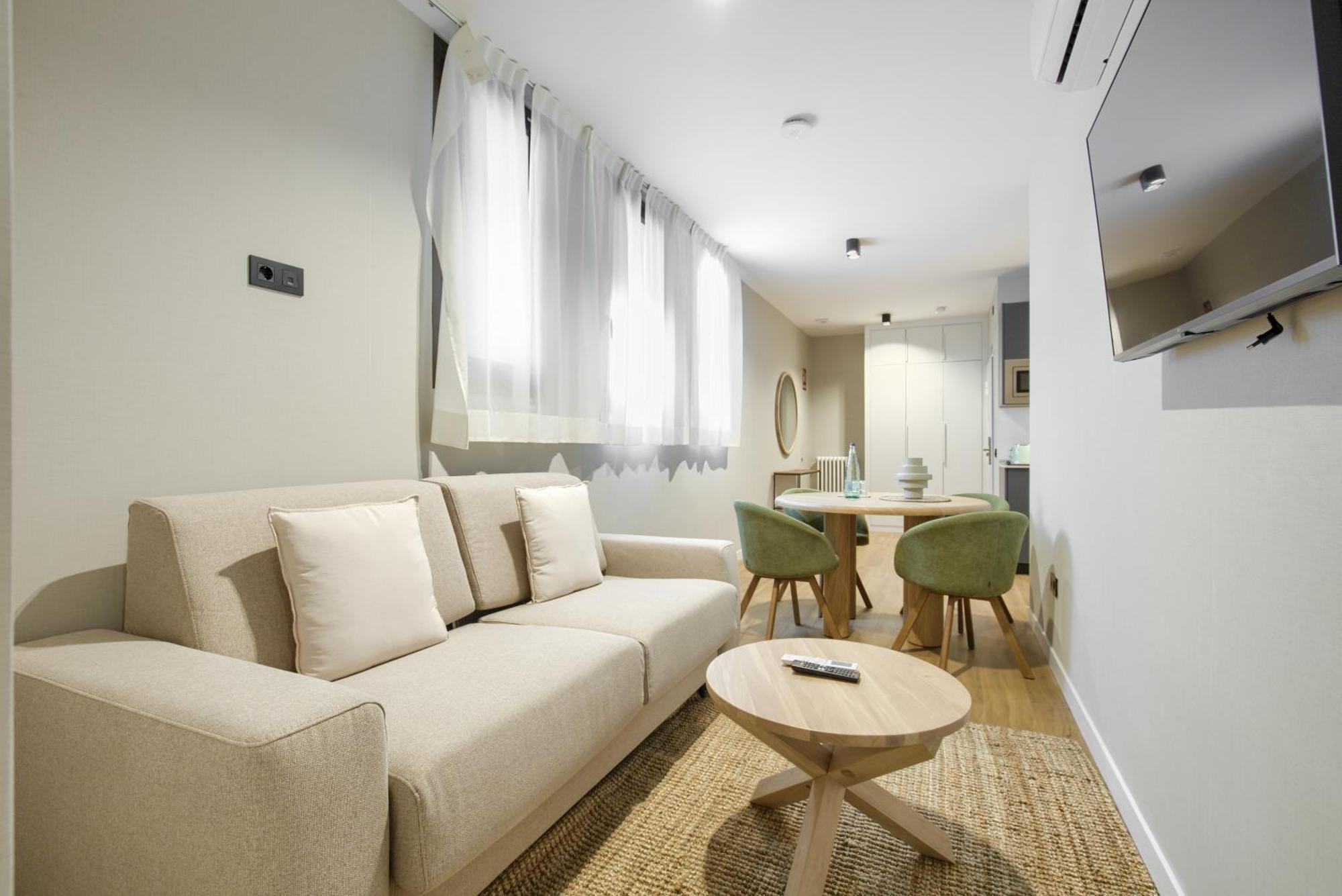 Apartment Dobo Homes - Bq38 *