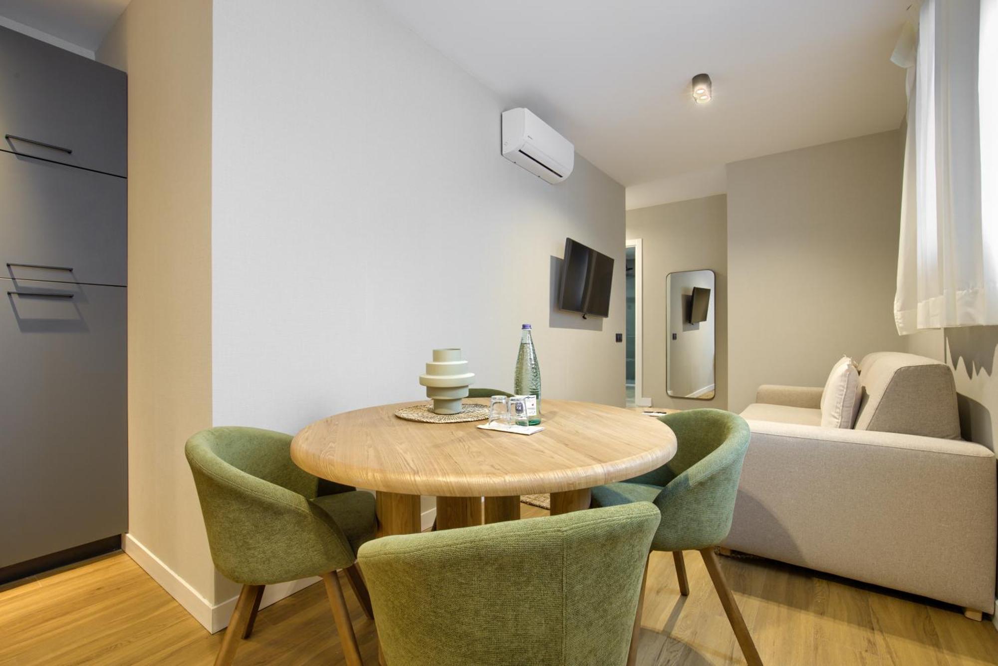 Dobo Homes - Bq38 Madrid